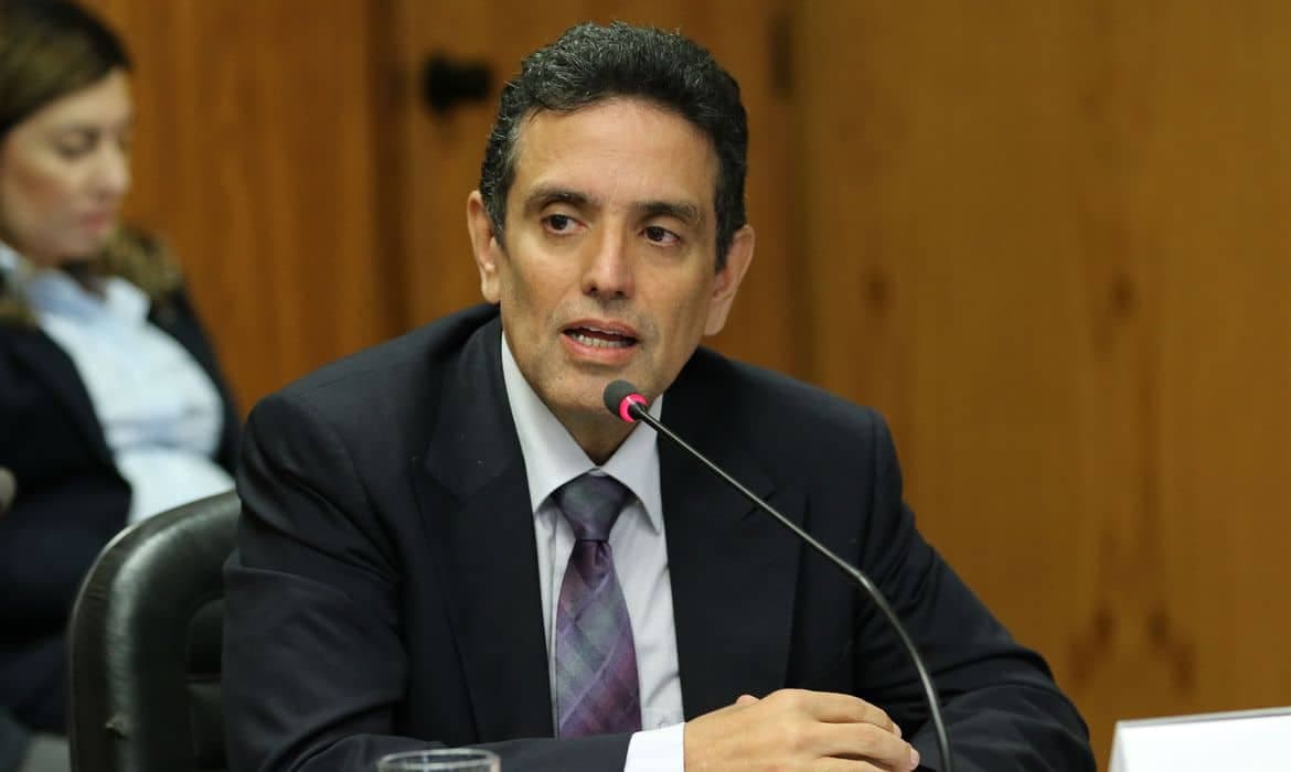 Governo anuncia troca na presidência do INSS