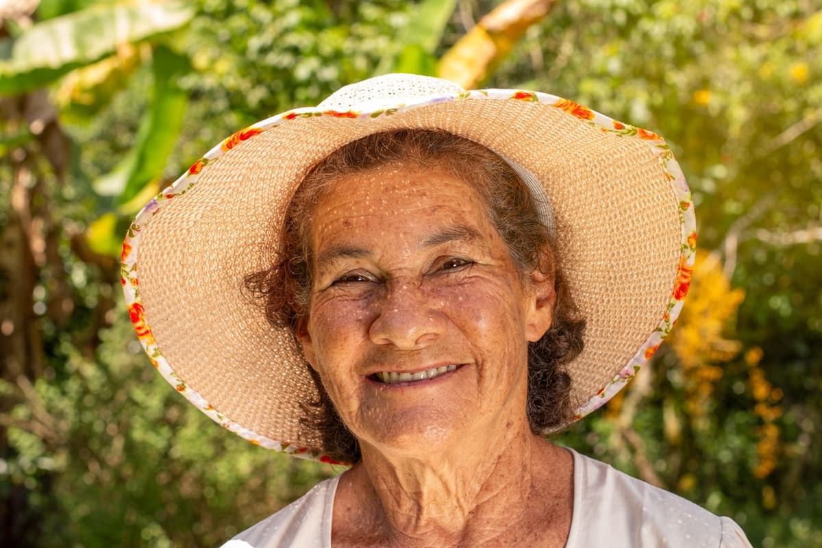 Vale a pena pagar o INSS atrasado para se aposentar mais rápido?