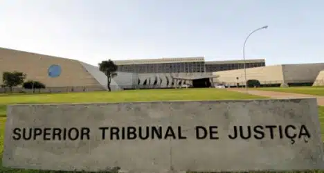 STJ autoriza manter auxílio suplementar deferido até 1991 com aposentadoria