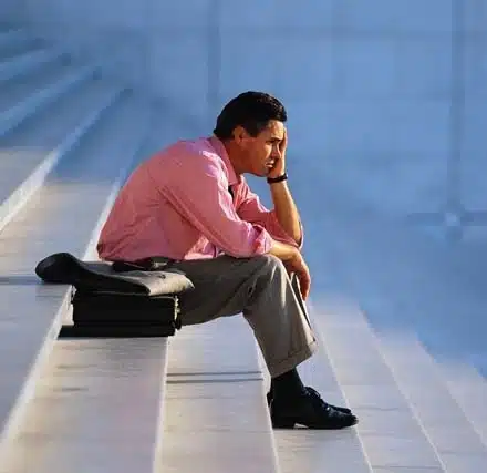 TRF4 amplia para até três anos prazo para autônomo desempregado requerer benefícios ao INSS