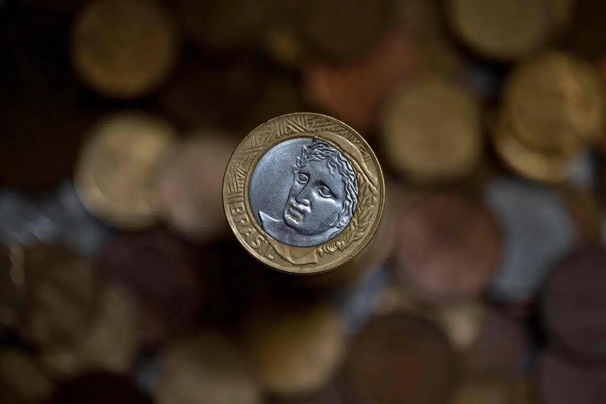 Governo subestima gastos com a Previdência e adia ajustes no Orçamento