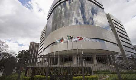 TRF-4: Incidente de Assunção de Competência discute se dano moral integra valor da causa